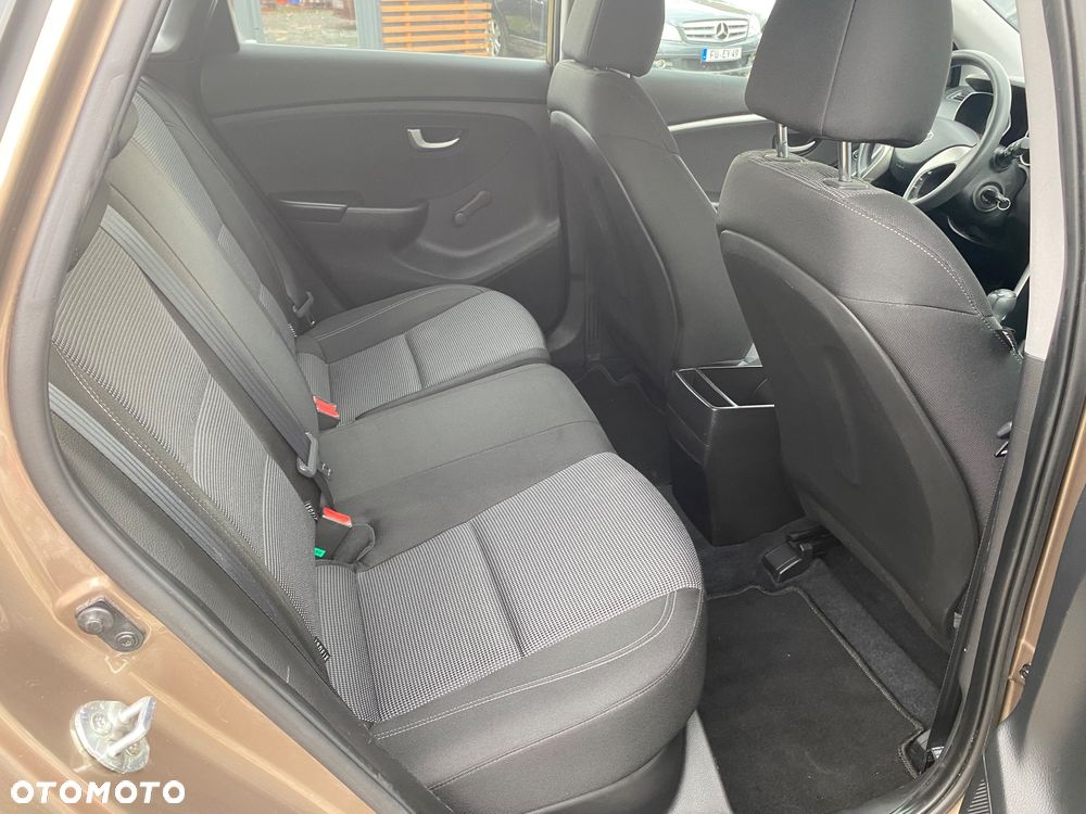 Hyundai i30 1.4 Fifa World Cup Edition - 29