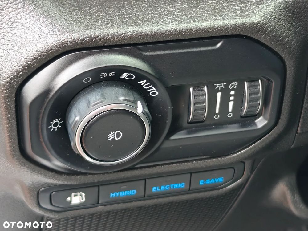 Jeep Wrangler 2.0 4xe Plug-In Hybrid Hardtop Sahara - 34