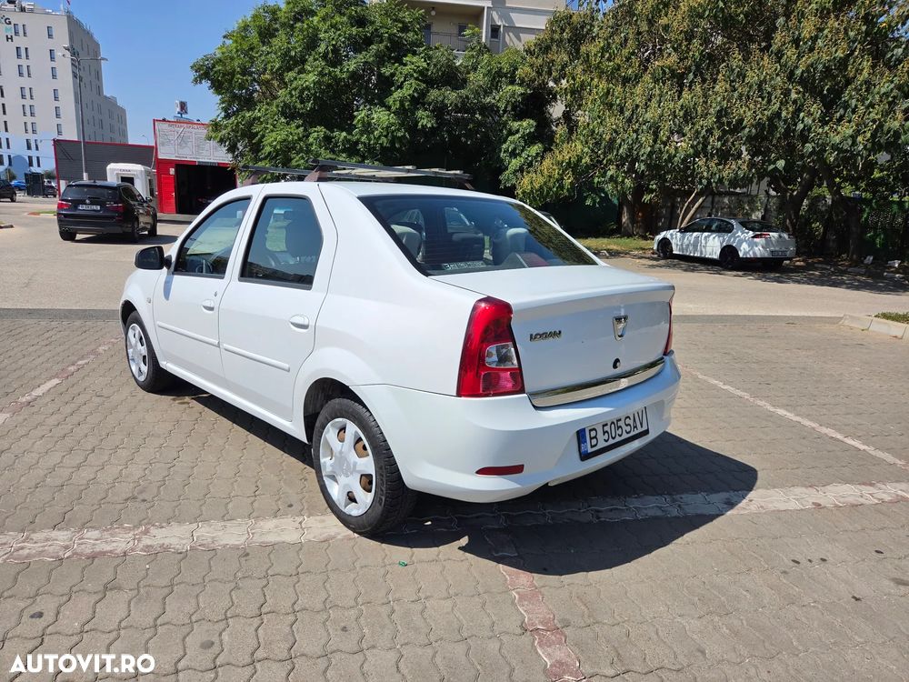 Dacia Logan 1.2 Laureate - 6