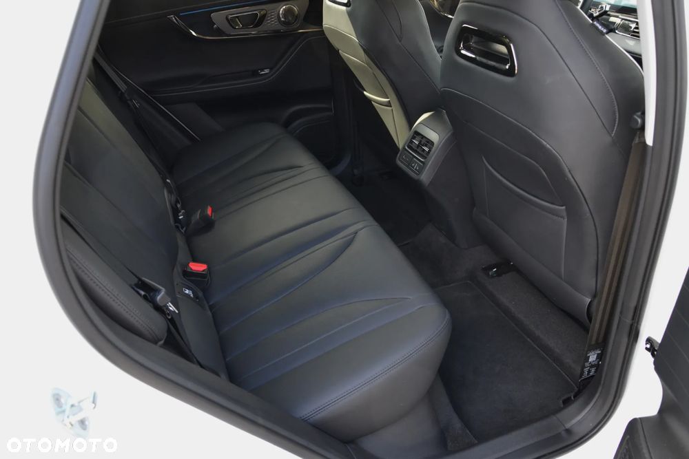 Omoda E5 63.2kWh Premium - 24