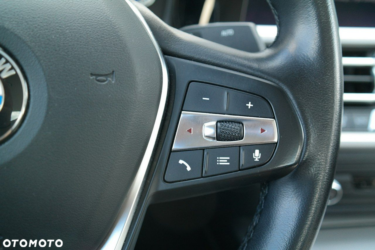 BMW Seria 3 - 21