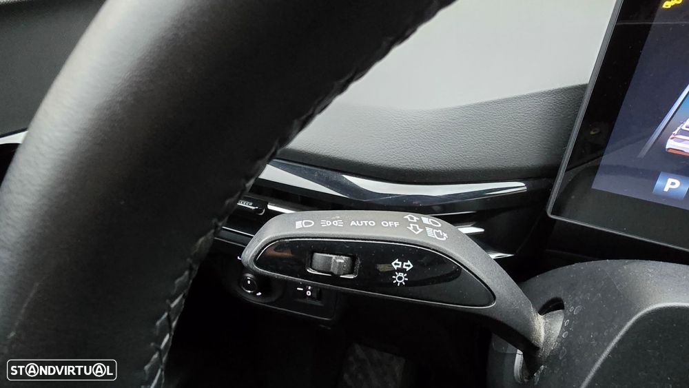 MG MG4 64 kWh Luxury - 14