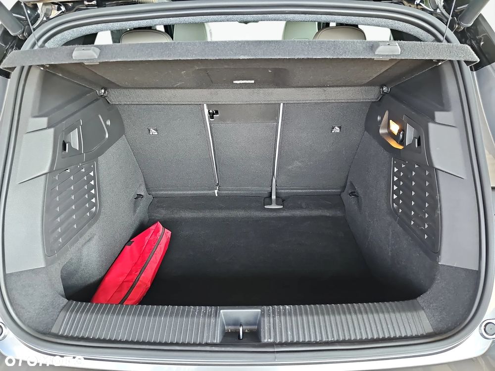 Renault Scenic EV87 Iconic - 24
