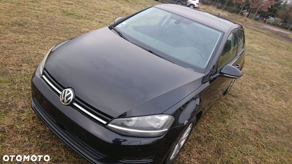 Volkswagen Golf - 10