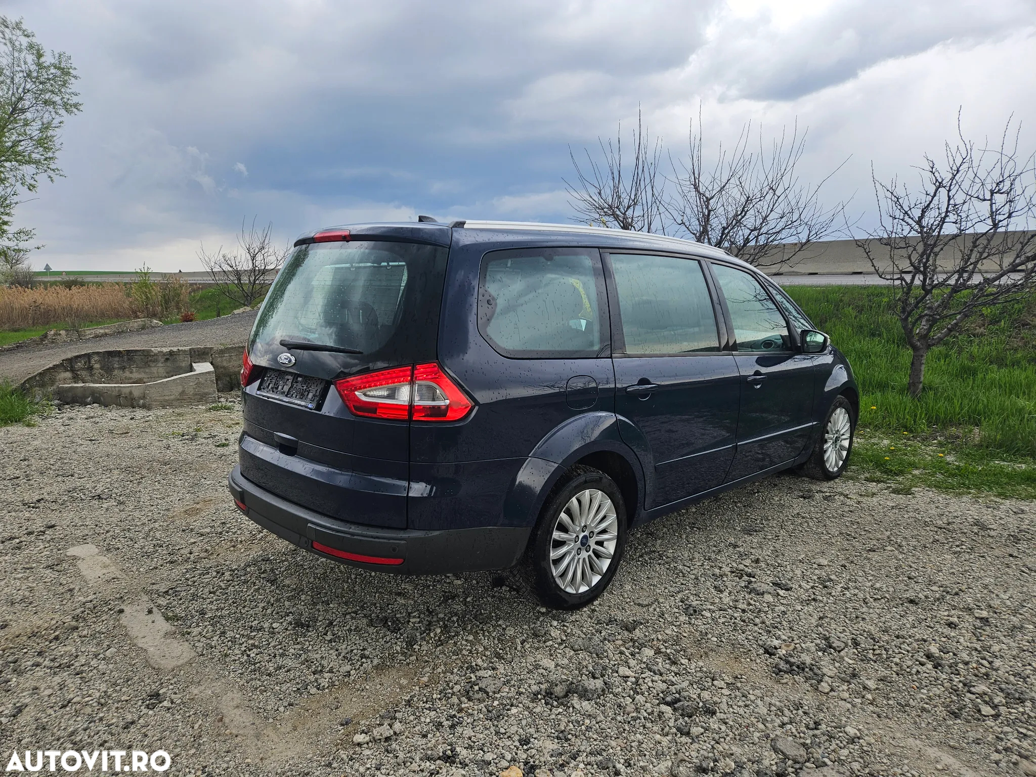 Ford Galaxy 2.0 TDCi DPF Aut. Business Edition - 4