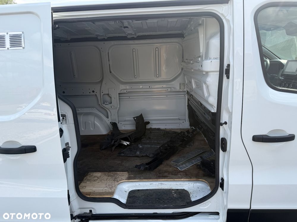 Renault Trafic - 30