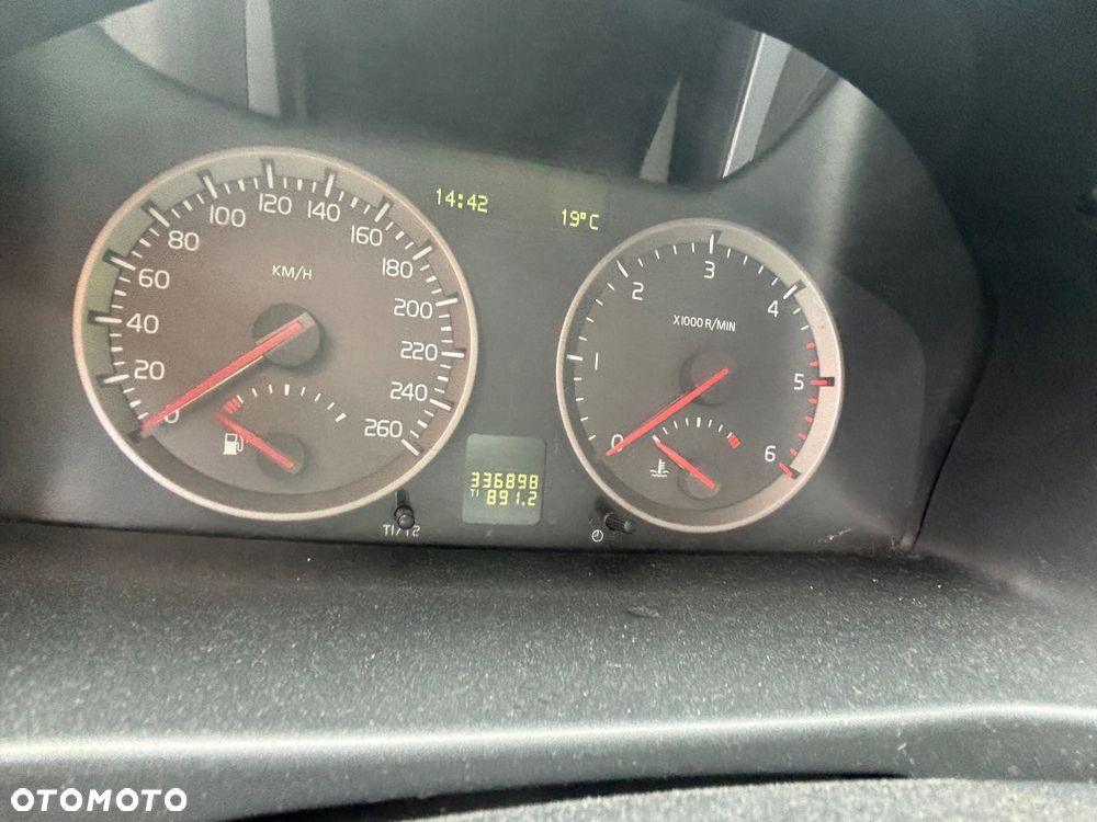 Volvo V50 - 10
