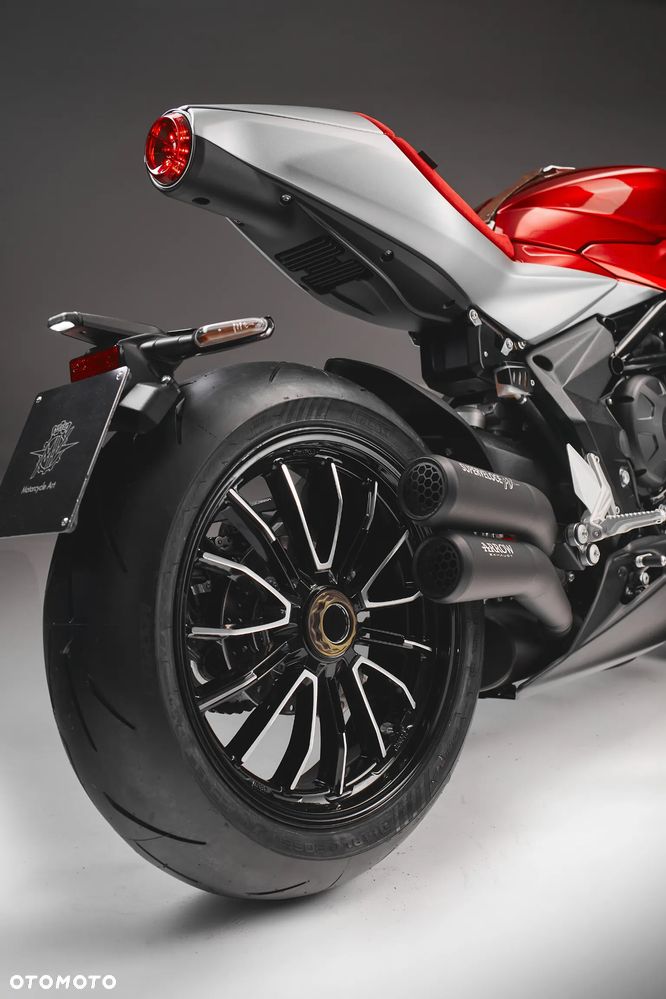 MV AGUSTA Superveloce - 16