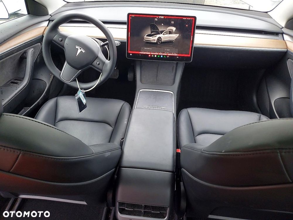 Tesla Model 3 Langstreckenbatterie Allradantrieb Dual Motor - 8