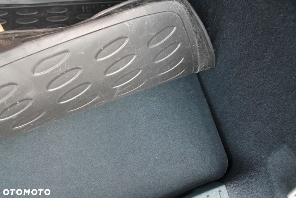 Ford C-MAX 1.6 EcoBoost Titanium - 25