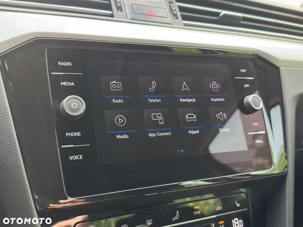 Volkswagen Passat 1.5 TSI EVO Business DSG - 20