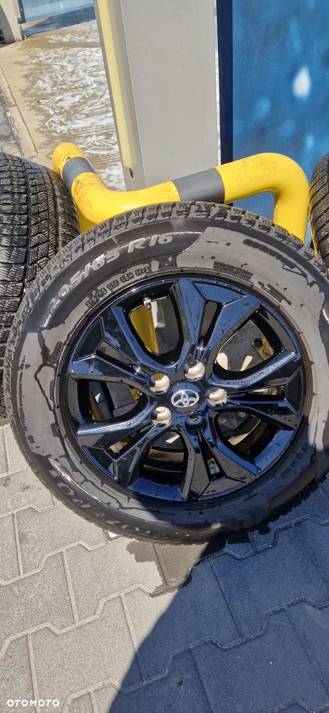 Toyota Yaris Cross Felgi aluminiowe 16"  z oponami zimowymi i TPMS - 13