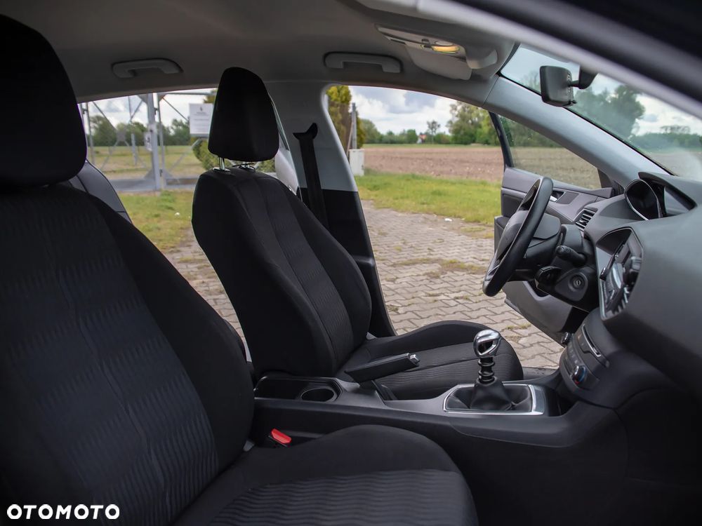 Peugeot 308 125 THP Access - 9