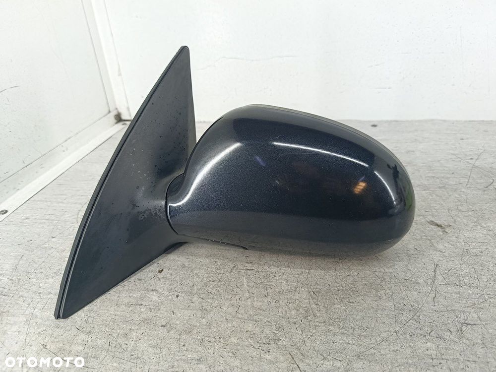 LUSTERKO LEWE HYUNDAI I30 I FL 5890099F   87610-2R100 9F - 1