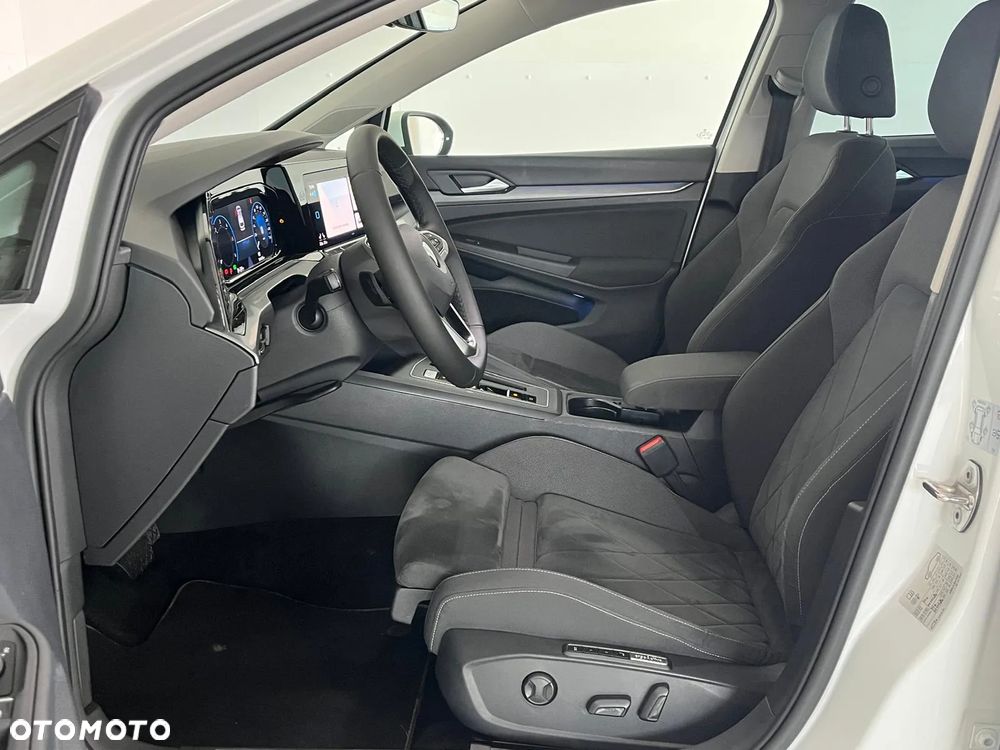 Volkswagen Golf VIII 2.0 TDI Style DSG - 17