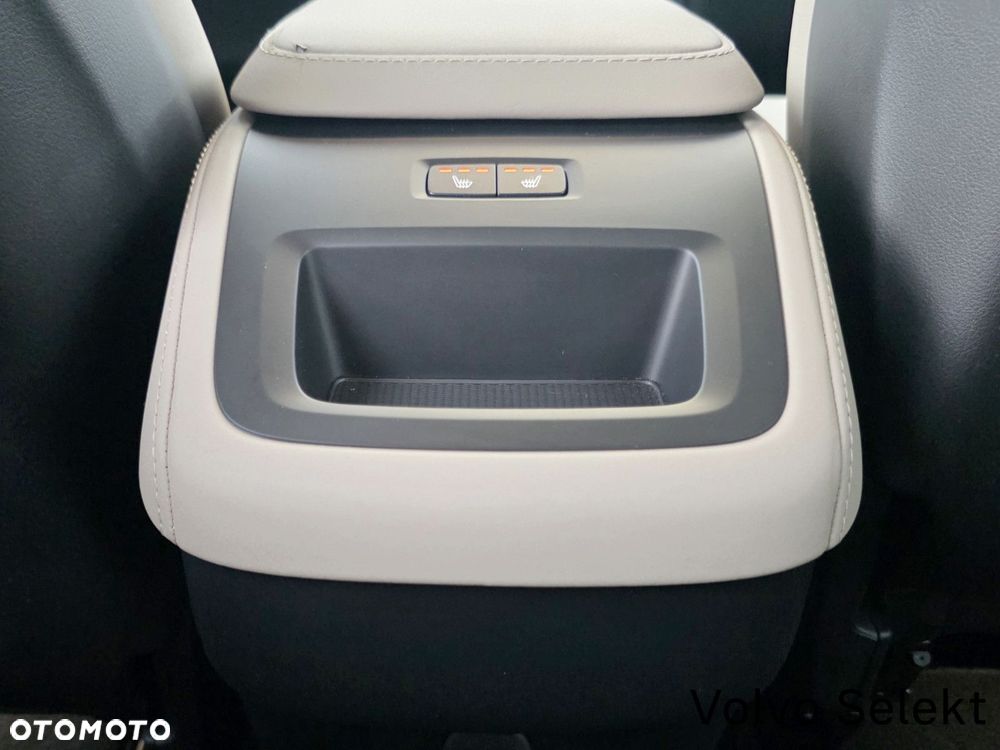 Volvo XC 90 - 34