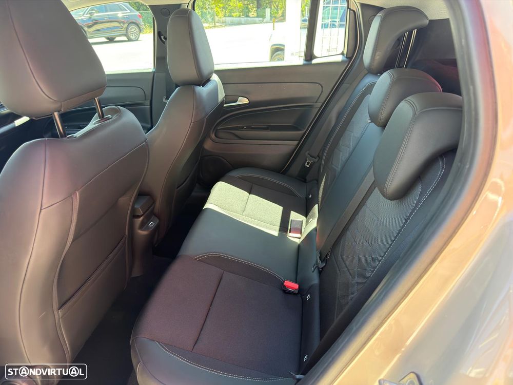 Jeep Avenger 1.2 T3 48V 4xe Hybrid eAWD Auto Upland - 21