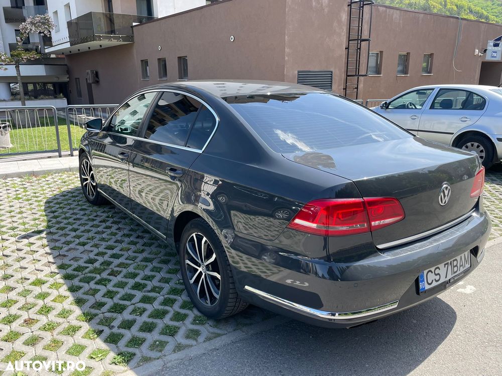 Volkswagen Passat 2.0 TDI BlueMotion Technology Exclusive - 1