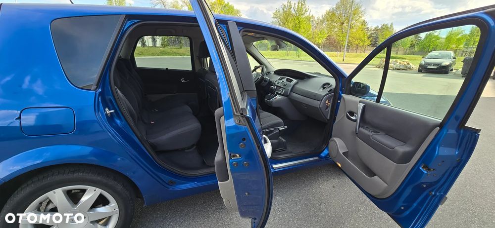 Renault Scenic 2.0 16V Emotion - 20