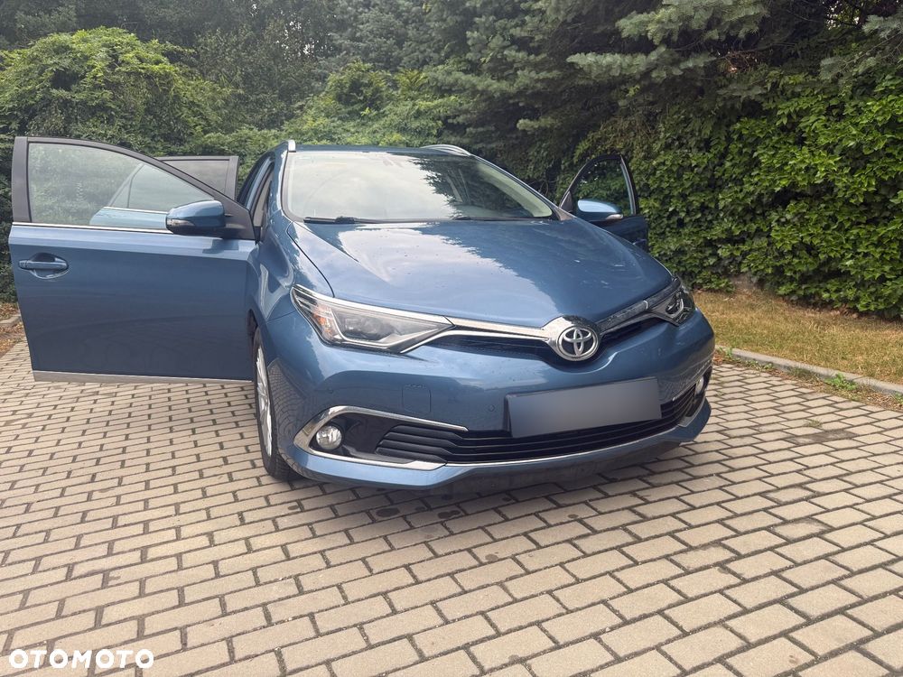 Toyota Auris 1.6 D-4D Prestige - 14