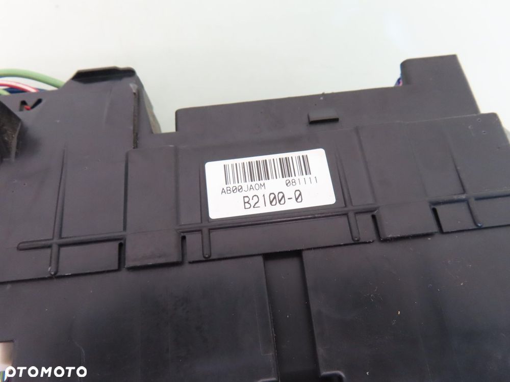 SKRZYNKA BEZPIECZNIKÓW MODUŁ BSI  DAIHATSU CUORE VII 89221B2030 - 2