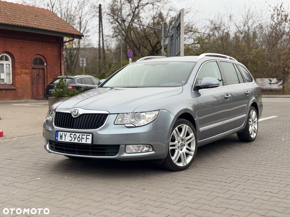 Skoda Superb 2.0 TSI DSG Exclusive - 1