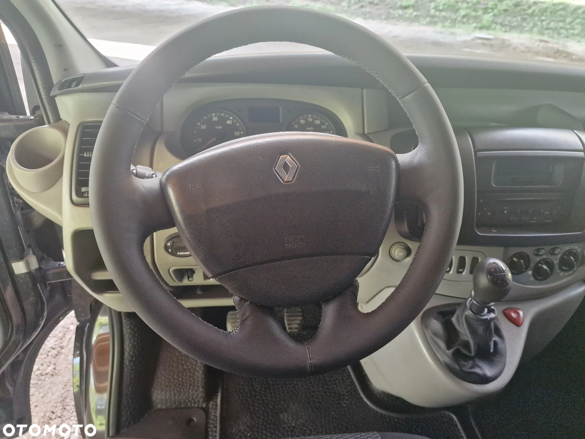 Renault Trafic - 14
