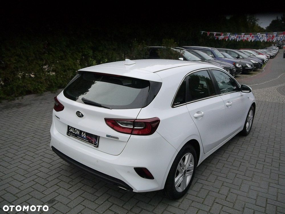 Kia Ceed 1.6 CRDi mHEV Business Line - 5