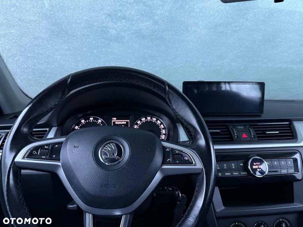 Skoda RAPID 1.2 TSI Style - 20