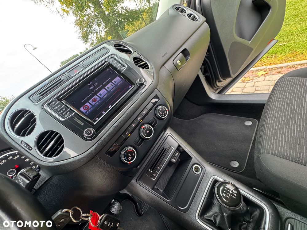 Volkswagen Tiguan - 15