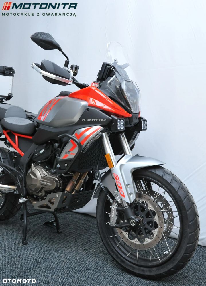QJMOTOR SRT 600SX - 3
