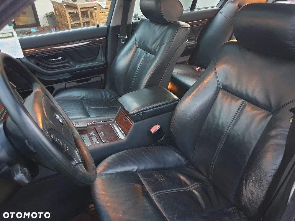 BMW Seria 7 - 14