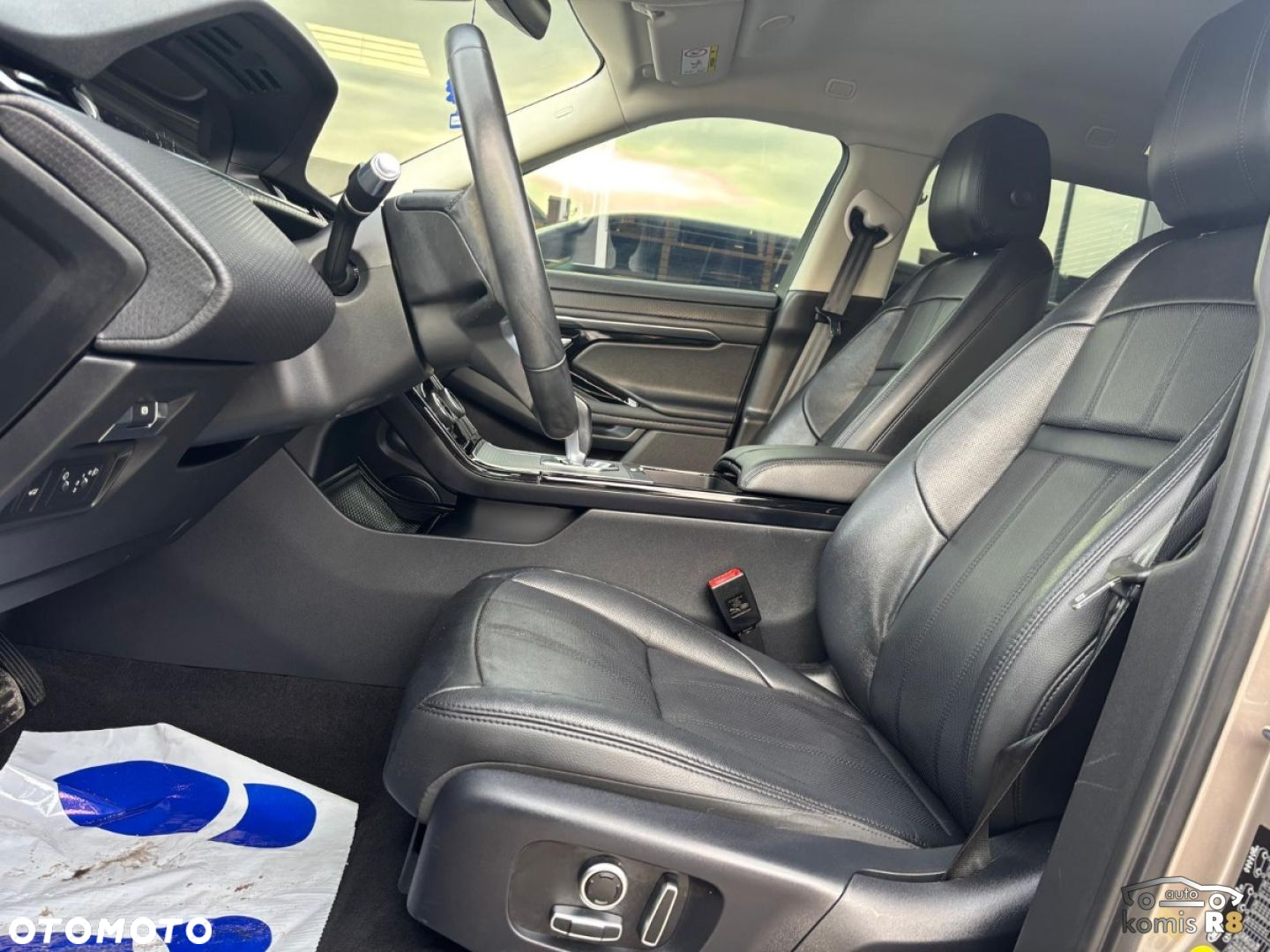 Land Rover Range Rover Evoque - 13