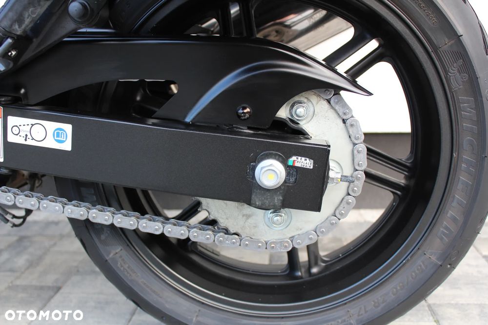 Honda CBF - 30