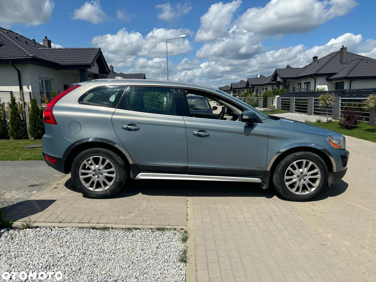 Volvo XC 60 D5 AWD Momentum - 4