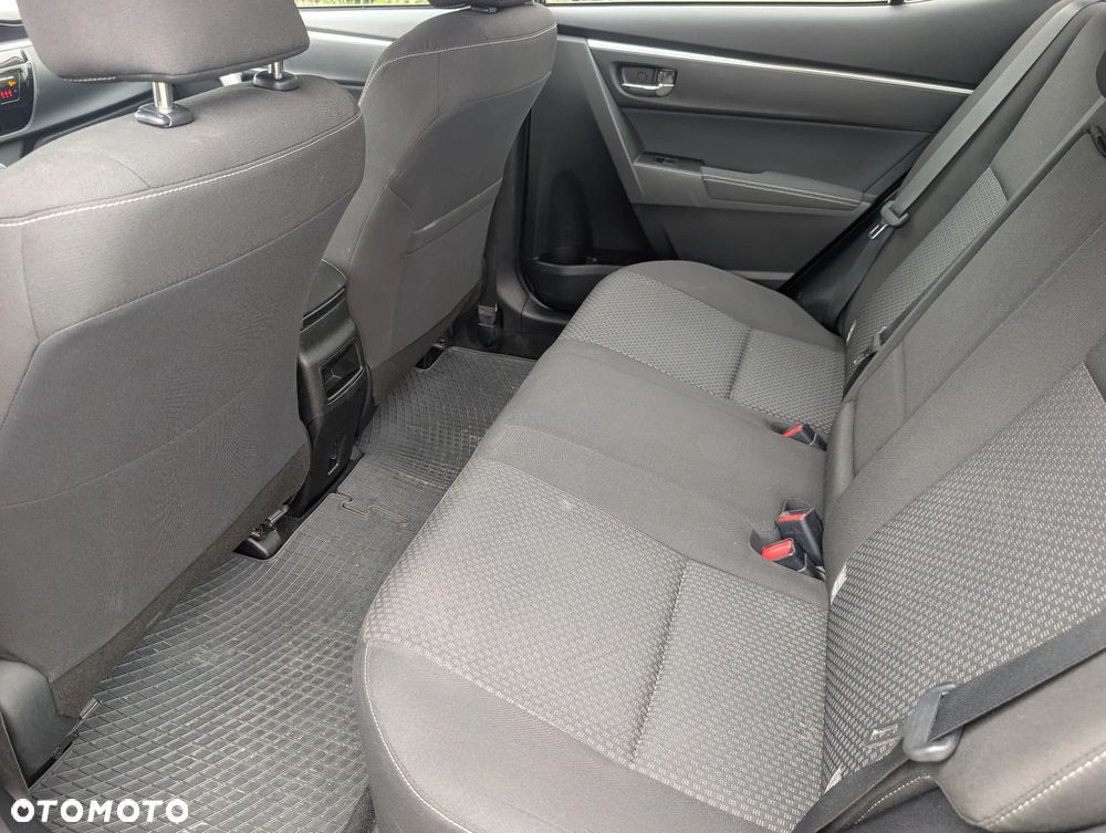 Toyota Corolla 1.6 Comfort - 25