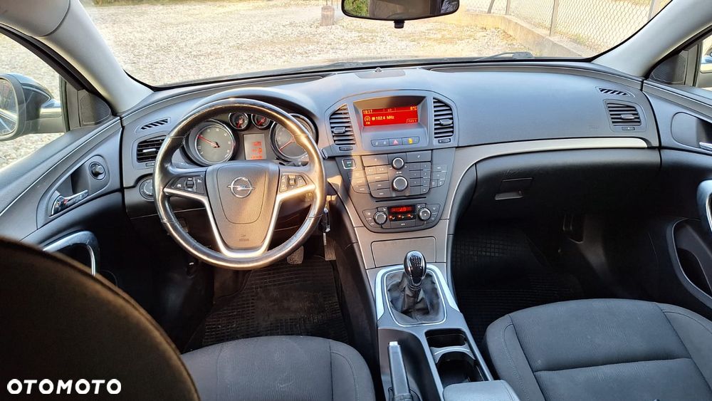 Opel Insignia - 26