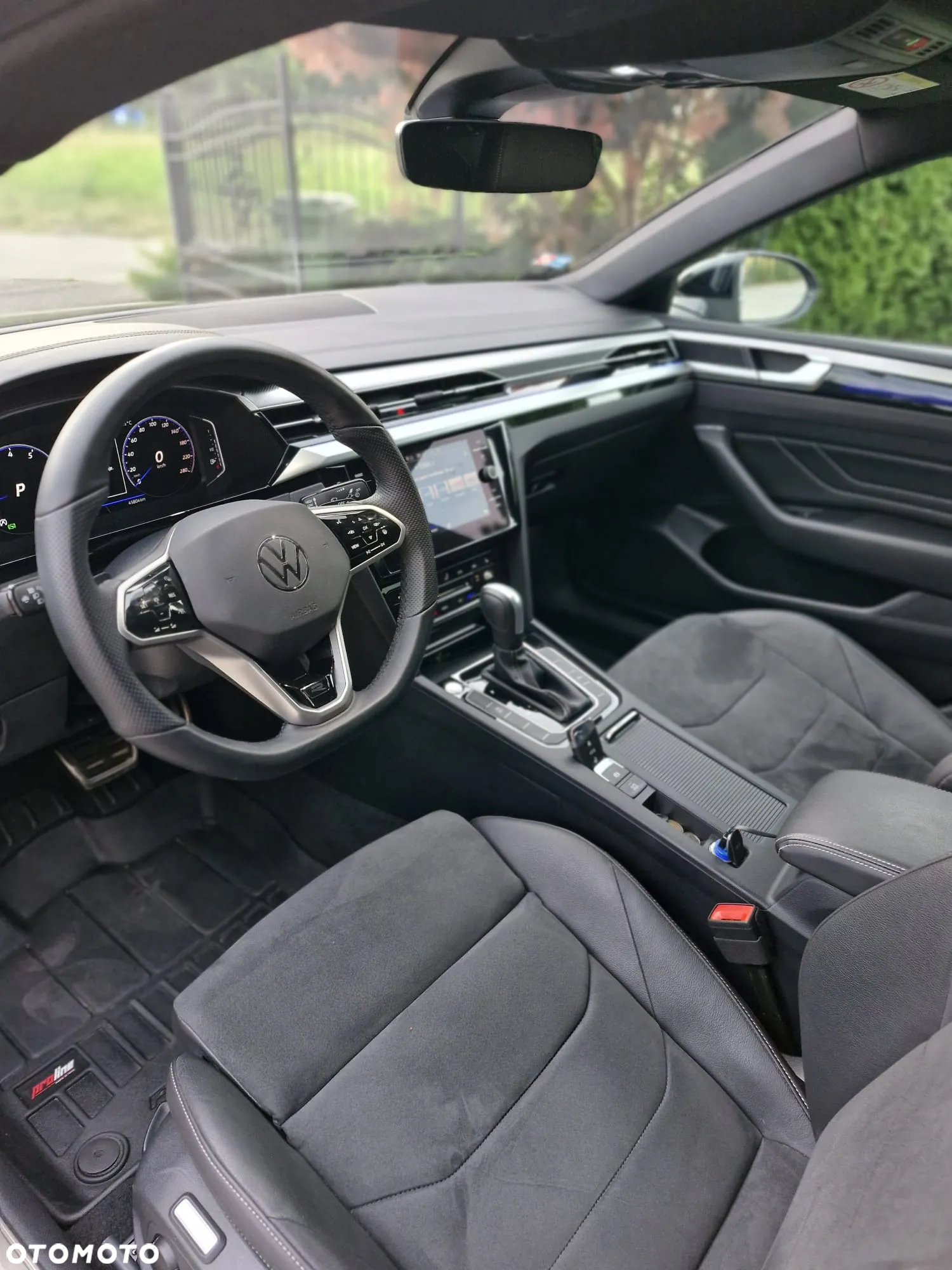 Volkswagen Arteon 2.0 TSI R-Line DSG - 18