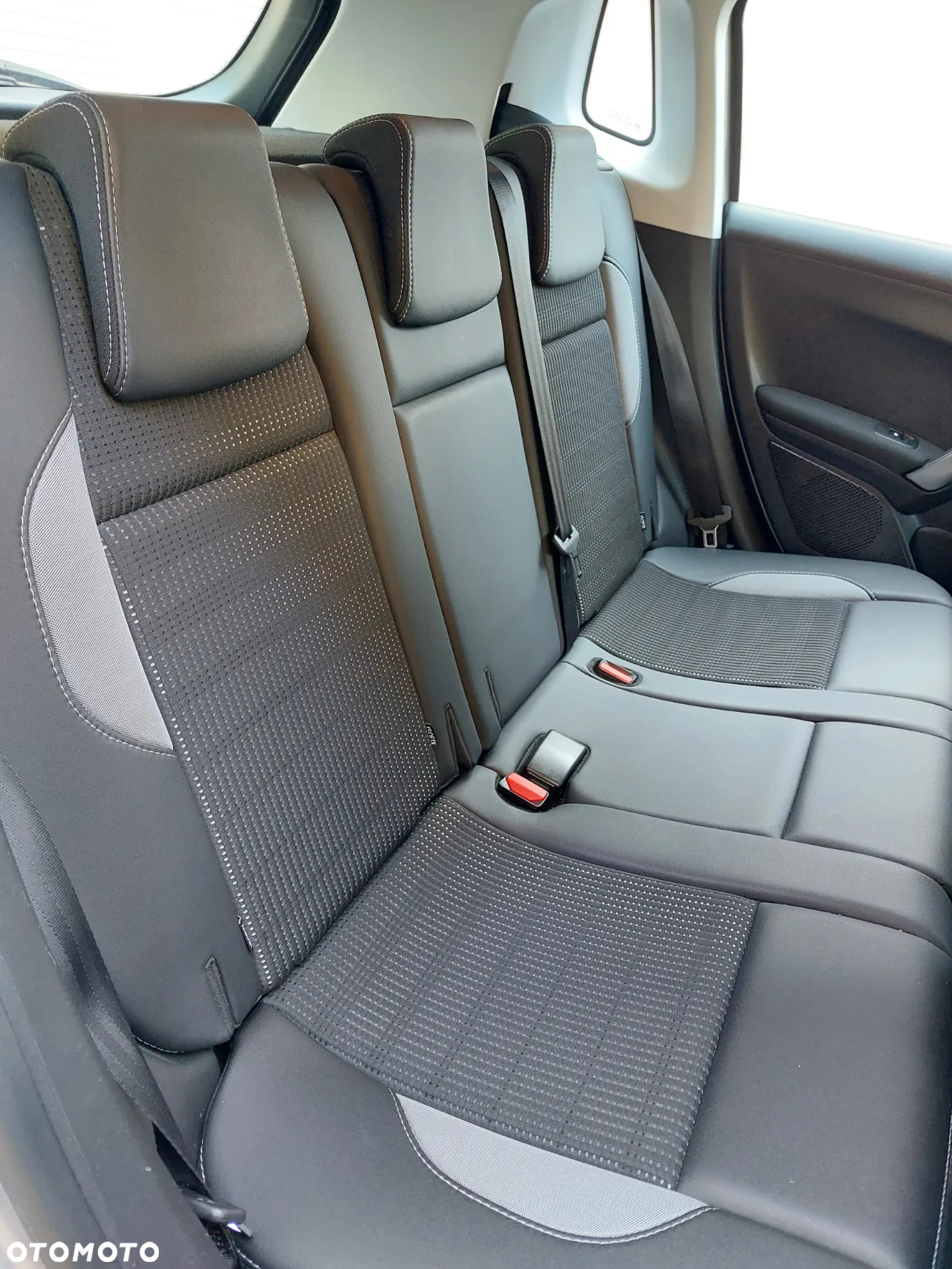 Peugeot 2008 - 21