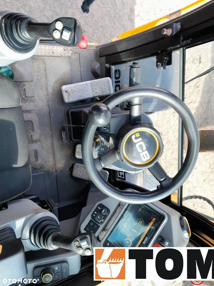 JCB HYDRADIG 110W - 20