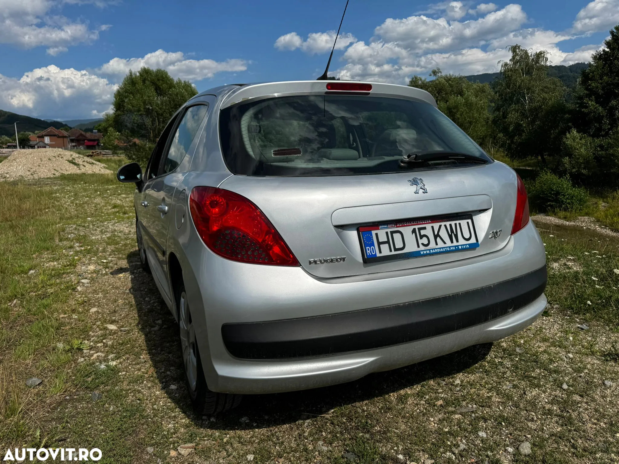 Peugeot 207 1.4HDI Trendy - 4