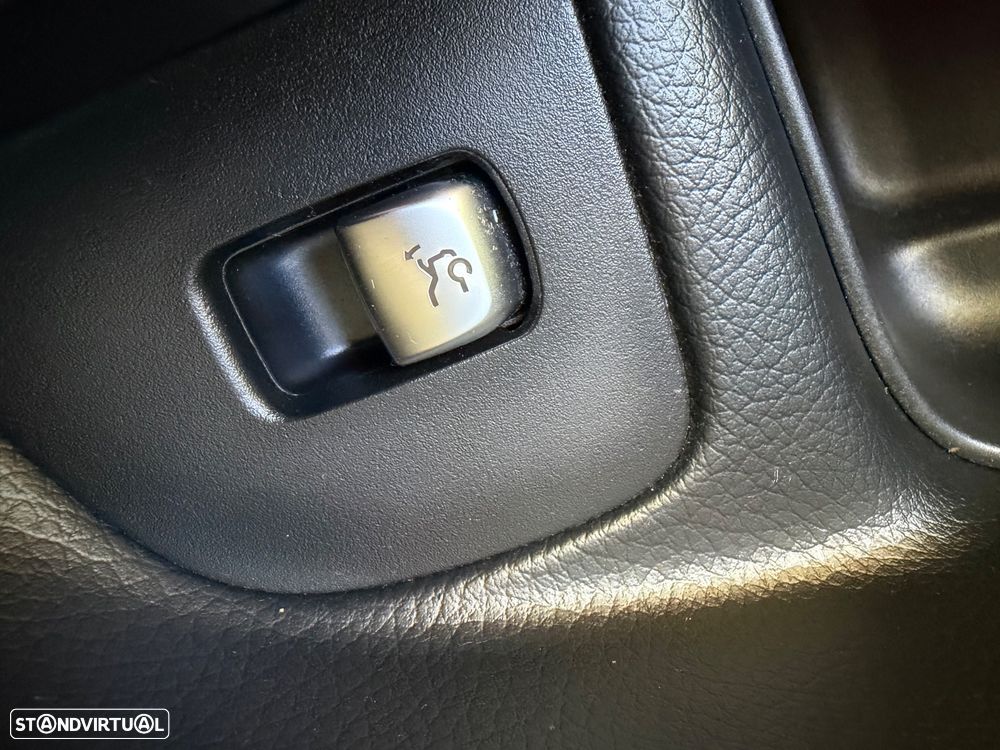 Mercedes-Benz E 220 d 9G-TRONIC AMG Line - 47