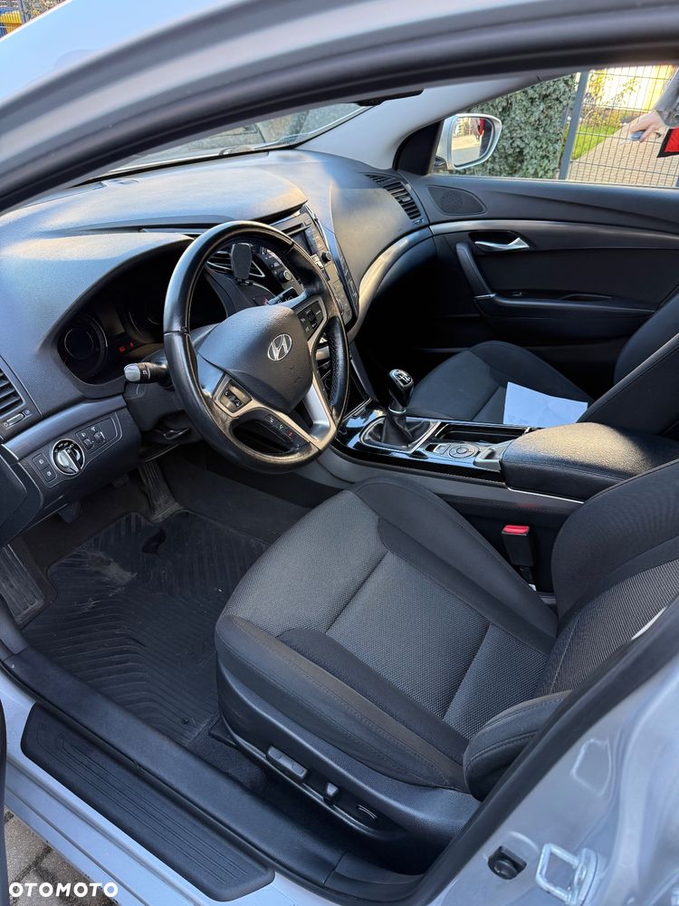 Hyundai i40 1.7 CRDi Comfort + - 15