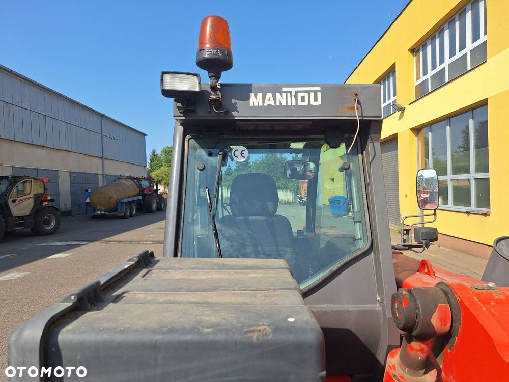 Manitou Mt 835 - 33