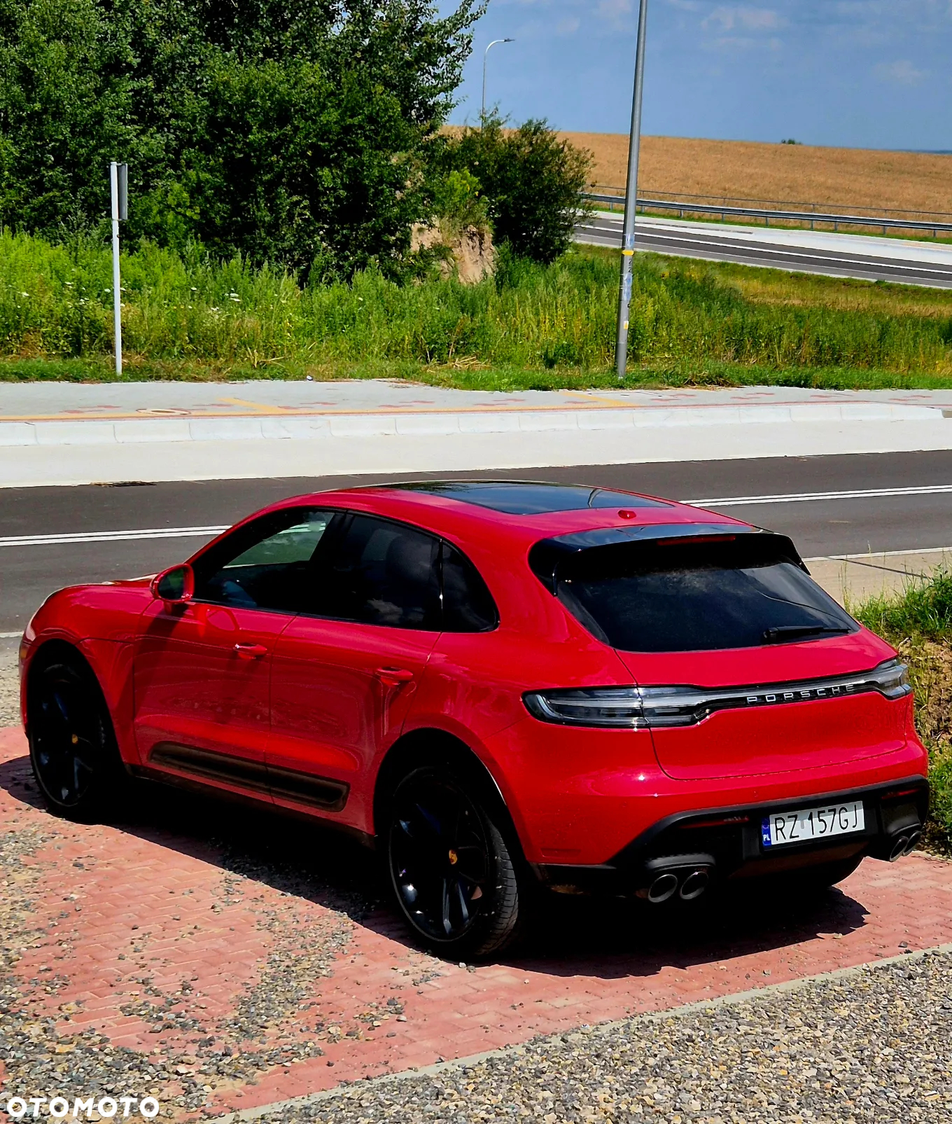 Porsche Macan - 13