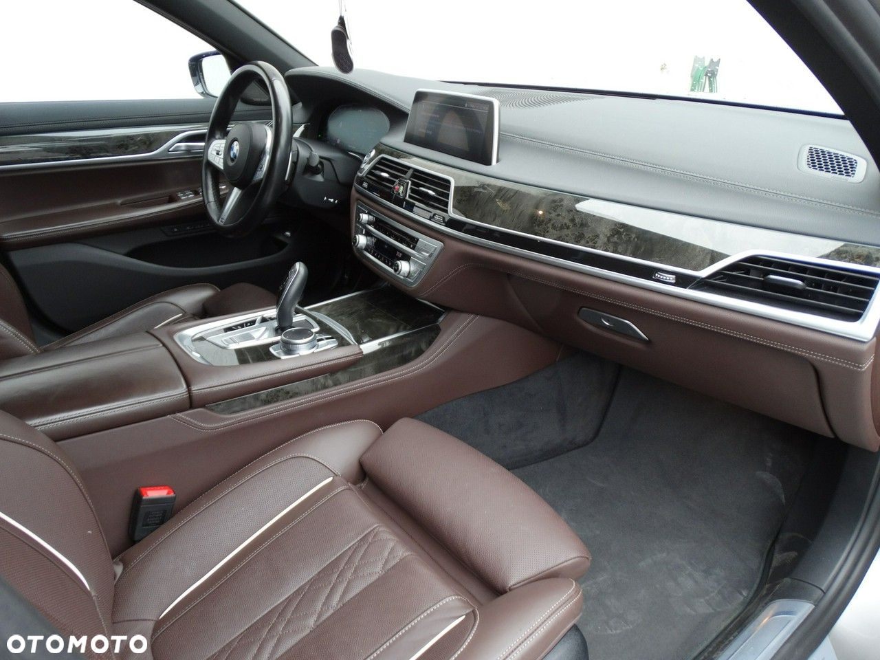 BMW Seria 7 - 18