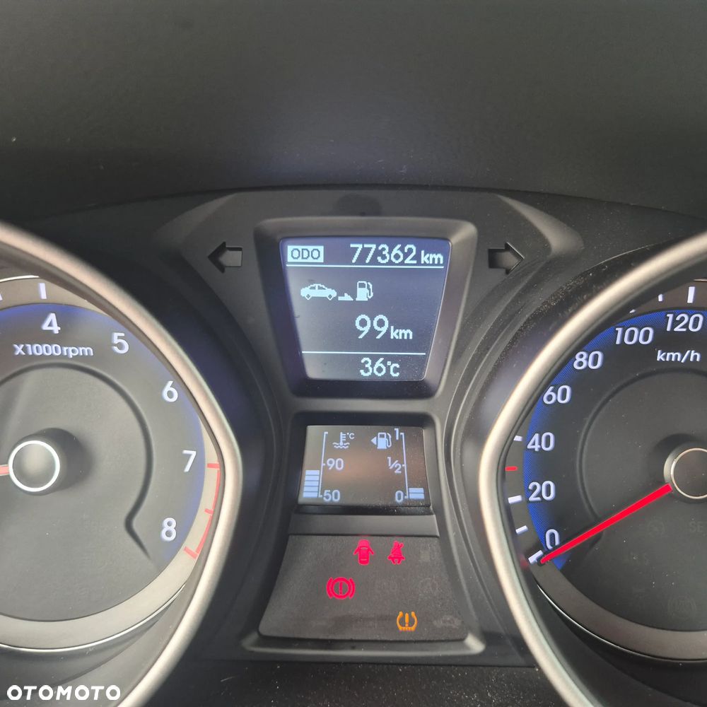 Hyundai i30 blue Kombi 1.4 Classic Navigation - 13