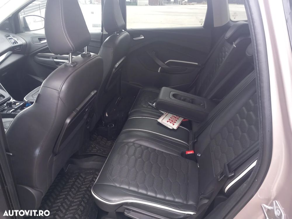 Ford Kuga 2.0 TDCi 4x4 Aut. Vignale - 10