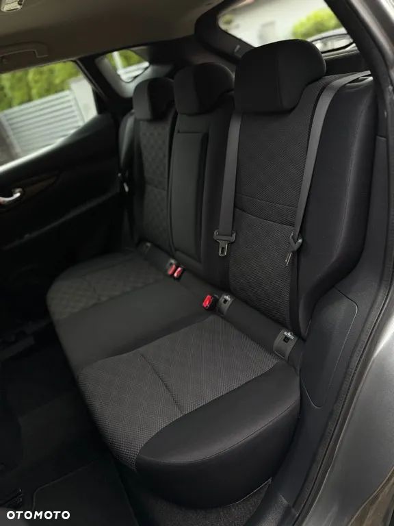 Nissan Qashqai 1.2 DIG-T Xtronic TEKNA - 8