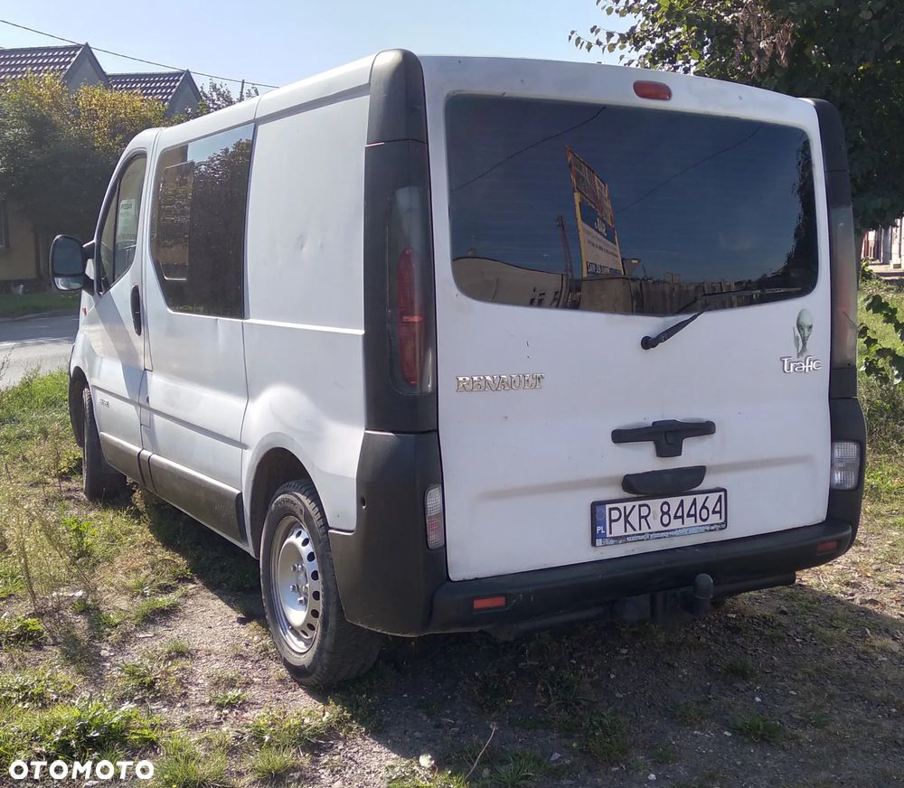 Renault TRAFIC - 2